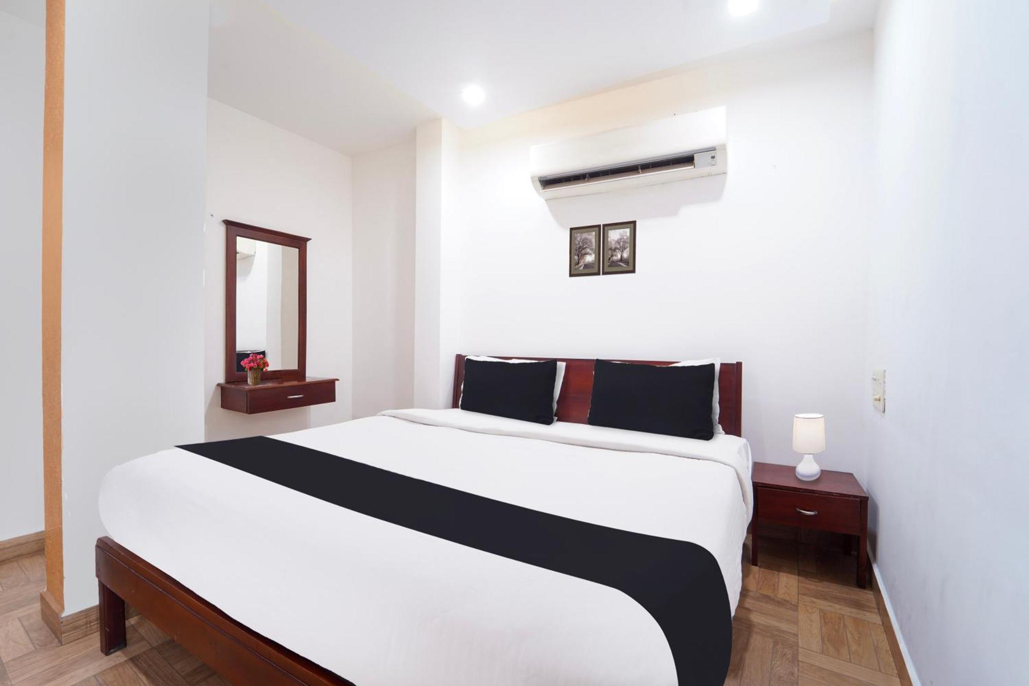 Super Townhouse City Center Ernakulam Kochi Luaran gambar